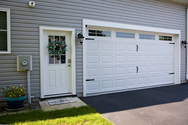 24/7 Emergency Garage Door Installation experts in Forty Fort, PA